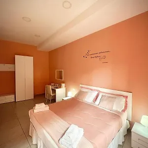 ** Bed and breakfast Rianna House Italia